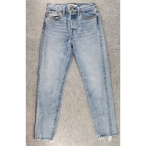 Levis Wedgie Straight Leg Jeans Light Wash Raw Hem High Rise Womens 25